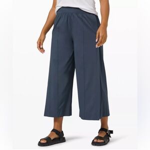 Lululemon Wonderer Cropped Pant